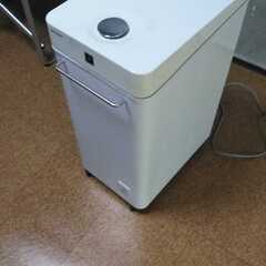 シャープ プラズマクラスター消臭ダストBOX DG-PB2A-Wの画像