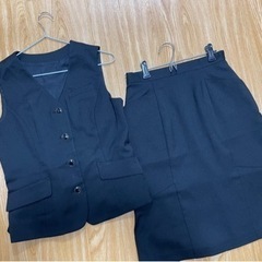 【お取引完了】3.無地濃紺の事務服ベスト＆スカート