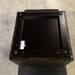 極美品 高級オットマン 45×45×35cmの画像