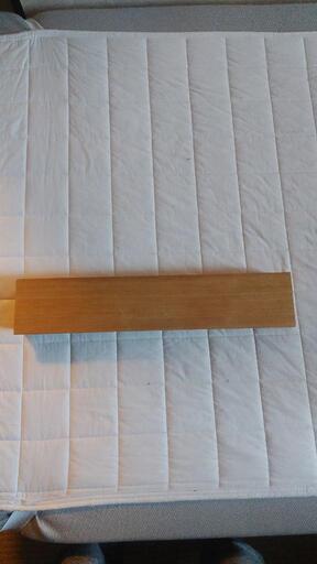 無印良品　壁に掛ける棚　小。