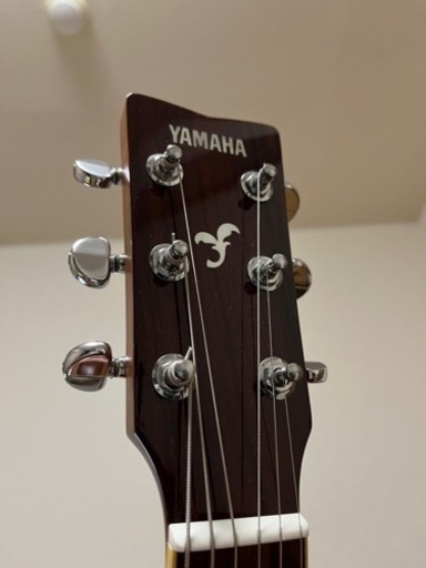美品　アコースティックギター　YAMAHA FS720S