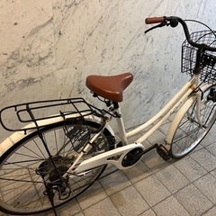 自転車　中古　白　26インチ　6段ギアの画像