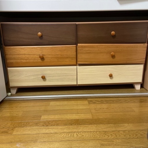 美品 洋服タンス 収納