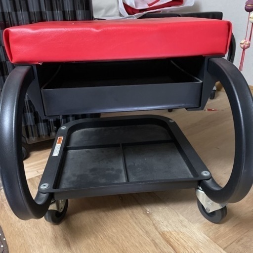 snap on 作業用イス
