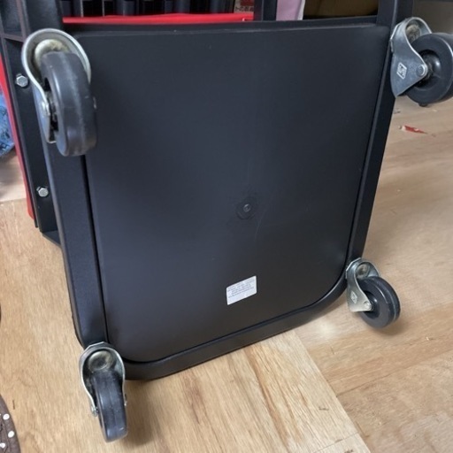 snap on 作業用イス
