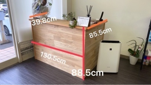 カウンターテーブル　　あと1時間