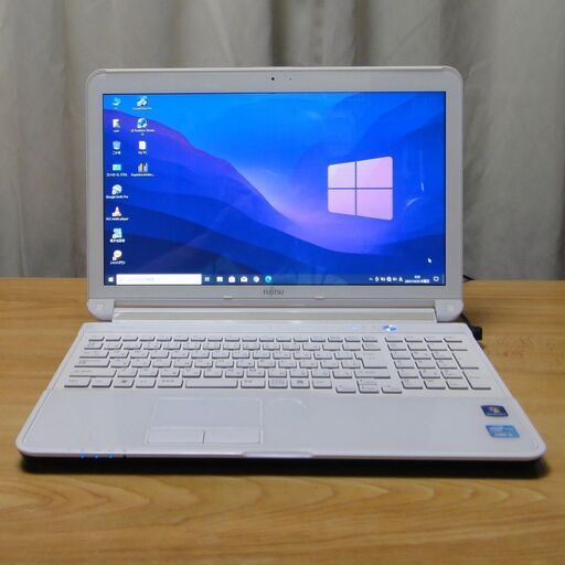 爆速！超美品 LIFE BOOK AH56/E 15.6インチCore i7 メモリー8GB SSD 240GB（新品）Win10 pro Office 2019 pro搭載 ブルーレイドライブ WiFi Webカメラ装備