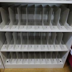 値下げしました！残り3台　オカムラ　6段カルテ棚　棚板54枚　L8471Y Z13【愛品倶楽部柏店】 の画像