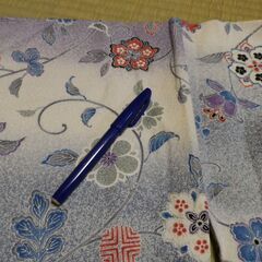 正絹　小紋　袷　広衿　花柄　裄65　身丈168.5の画像