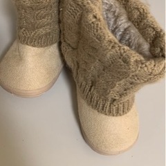 新品 タグ付き モコモコブーツ 14センチの画像