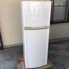 冷蔵庫 シャープの画像