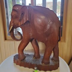 木彫り像(チーク材)風水