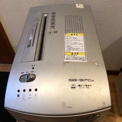 ジャンク品⭐︎大型シュレッダー
