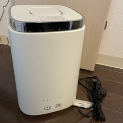 バケツ型加湿器　ホワイト