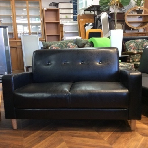 【リユースショップBYREUSE配達・設置OK】2人掛けソファ 黒