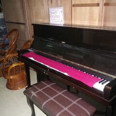 ピアノを5000円より販売中