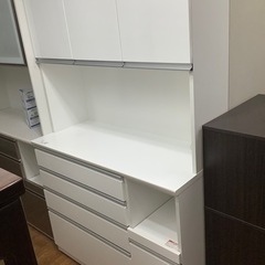 【ニトリ】3枚扉レンジボード売ります