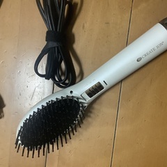 クレイツ　エアースリーク　ブラシアイロン