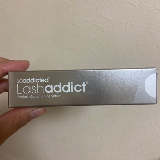 lash addict まつ毛美容液