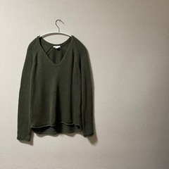 【 H&M 】セーター ニット カーキ Mサイズの画像