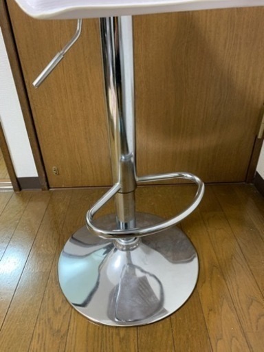 値下げ バーチェア ほぼ新品 白 インテリア オシャレ 椅子 カウンター 2脚セット