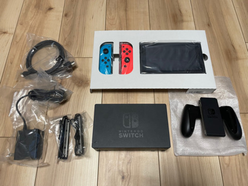 Nintendo Switch スイッチ ブルー・レッド 延長保証有り