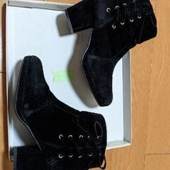 マジェスティックレゴン  ショートブーツの画像