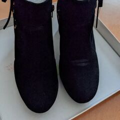 マジェスティックレゴン  ショートブーツの画像