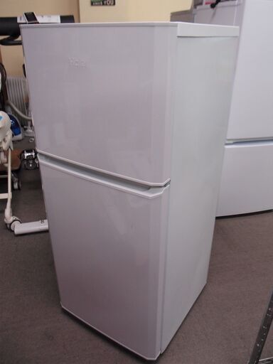 2017年製　Haier 　ハイアール　冷凍冷蔵庫　JR-N121A■121L■