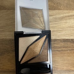 【差し上げます】KATE アイシャドウの画像