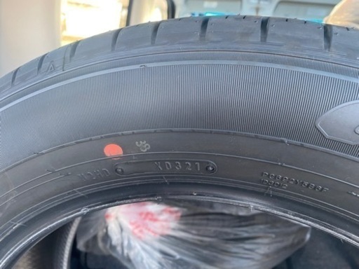値下げダンロップ225/60R18 新品4本　ノーマルタイヤ