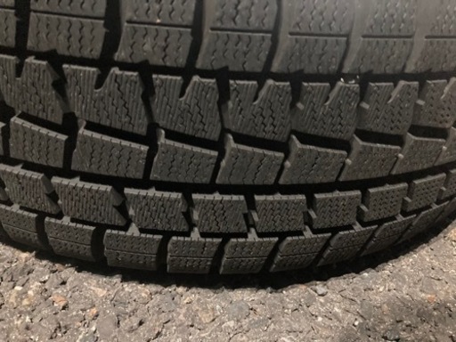 スタッドレス　195/65/R15 バリ溝　美品　タイヤ