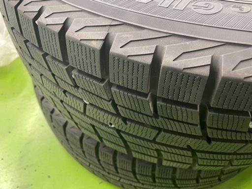 スタッドレスタイヤ