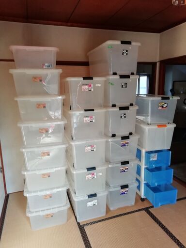 衣装ケース(コロあり・なし)　３段引き出しボックス（コロあり）　多数です