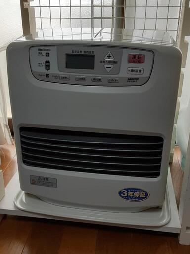 石油ファンヒーター　ダイニチ　9L　灯油ポリオマケ
