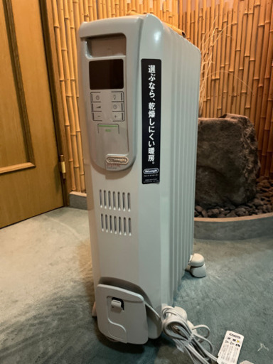デロンギ　オイルヒーター　khd410812-lg