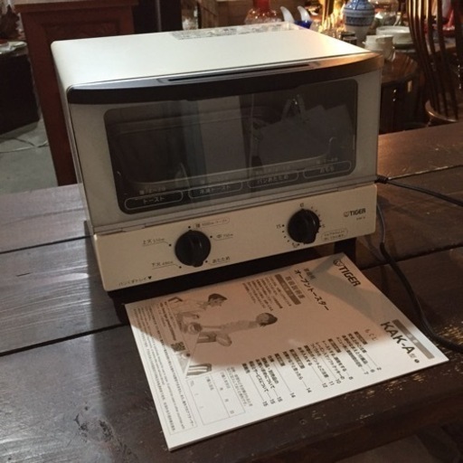 ★高年式！状態良好★白くて綺麗！2019年製 タイガー オーブントースター KAK-A 100W