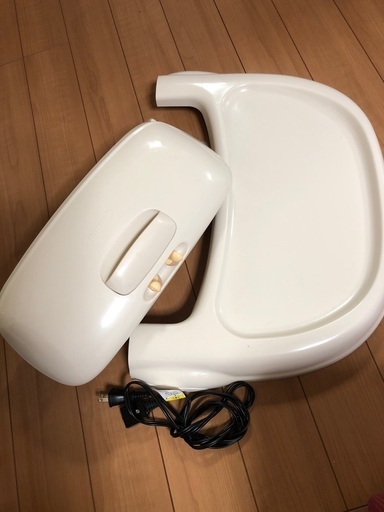 コンビ　ネムリラ　ハイローチェア【中古品】