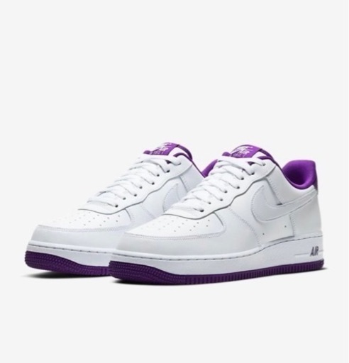 ナイキ エア フォース 1 '07 ホワイト/パープル　未使用　即お渡し可能