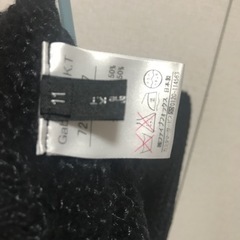 黒色 ニットの画像