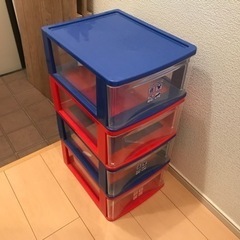 プラスチック　チェスト　4段