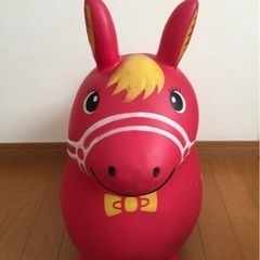 乗馬おもちゃの画像
