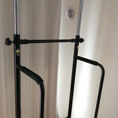 懸垂マシン 懸垂バー アルインコ(ALINCO) 高さ202-222cm FA900A チンニングスタンド 筋トレ ぶら下がり健康器の画像