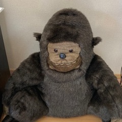 ゴリラのぬいぐるみ