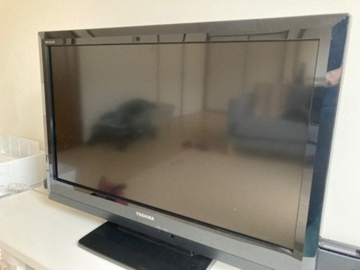 売れました　液晶テレビ　TOSHIBA REGZA BC3 32BC3