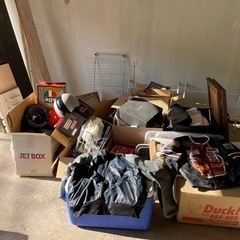 倉庫不用品差し上げます。