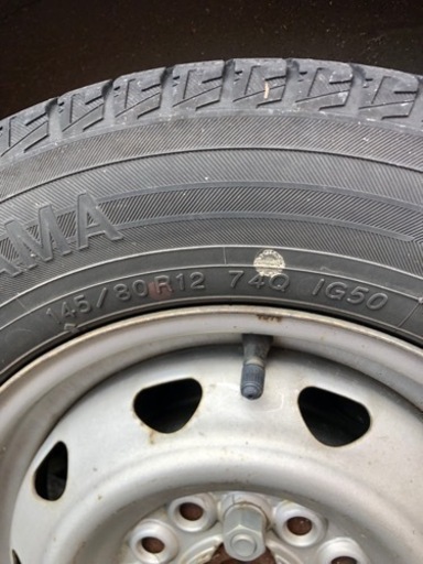 145/80/12 スタッドレスタイヤ　マルチ穴スチールホイール付き2本