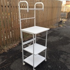 ★状態良好★カインズ コンセント付レンジラック レンジ棚の画像