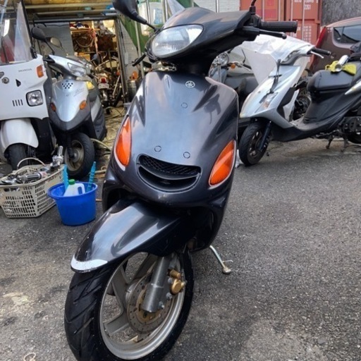 グランドアクシス100