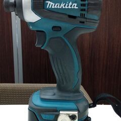 マキタ　インパクトドライバー　TD134DX2